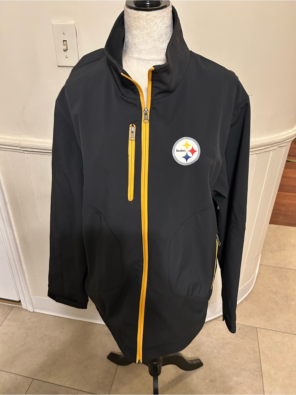 Pittsburgh Steelers G-lll Carl Banks Soft shell Jacket-Men’s Large/NWOT